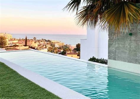 malaga airbnb|More.